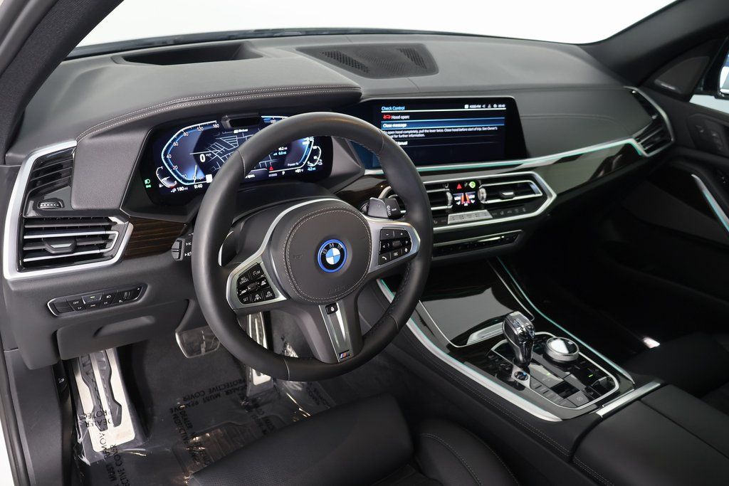 Thumbnail: 2023 BMW X5 - 7