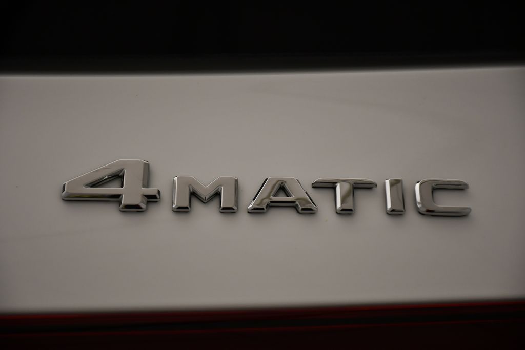 Thumbnail: 2026 Mercedes-Benz GLE - 10