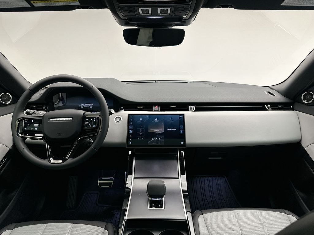 Thumbnail: 2026 Land Rover Range Rover Evoque - 8