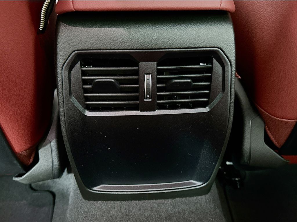 Thumbnail: 2026 BMW 2 Series - 18