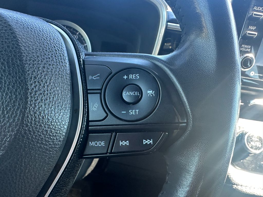 2020 Toyota Corolla Hatchback SE