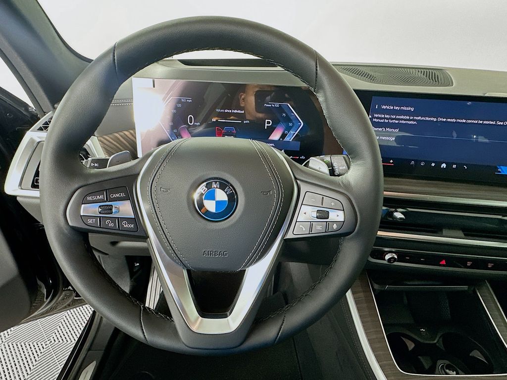 Thumbnail: 2026 BMW X5 - 10