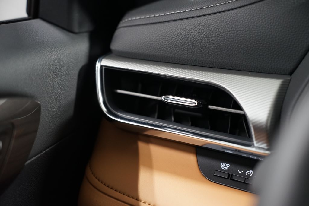 2025 Toyota Highlander Platinum 26
