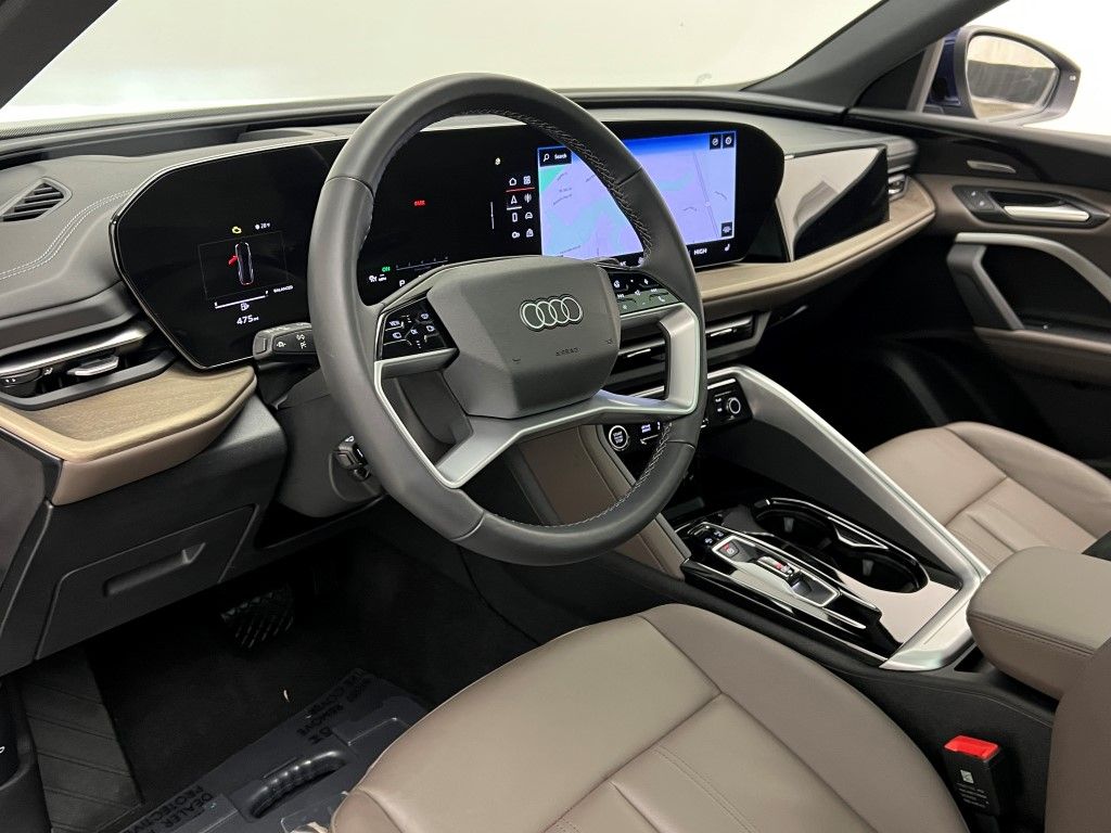 Thumbnail: 2025 Audi Q5 - 29