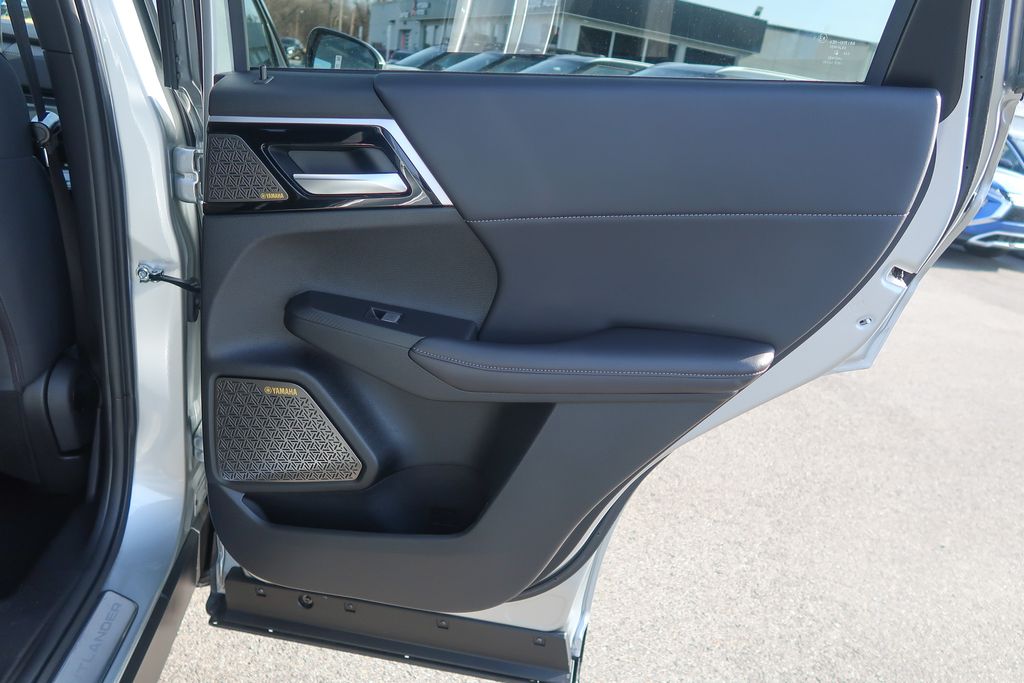 2026 Mitsubishi Outlander SE 2.5 S-AWC