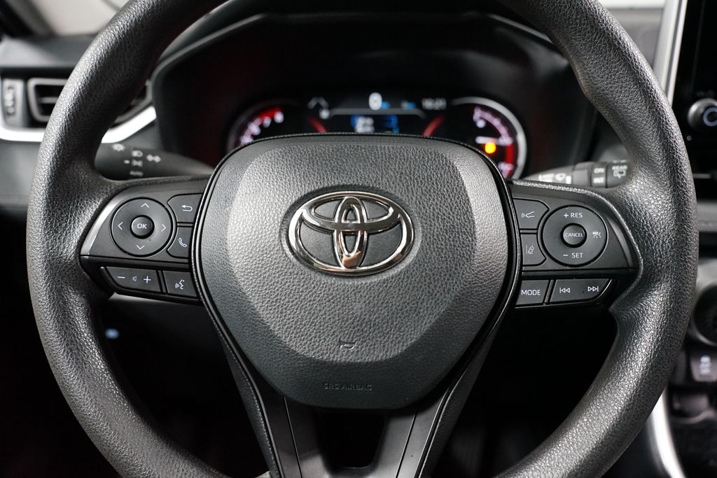 Thumbnail: 2025 Toyota RAV4 - 12