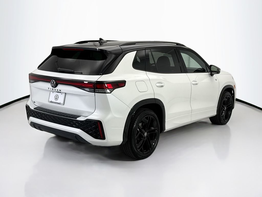 Thumbnail: 2026 Volkswagen Tiguan - 5