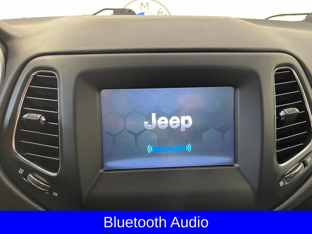 2020 Jeep Compass Latitude White Clearcoat - Grieco Acura - Image 8