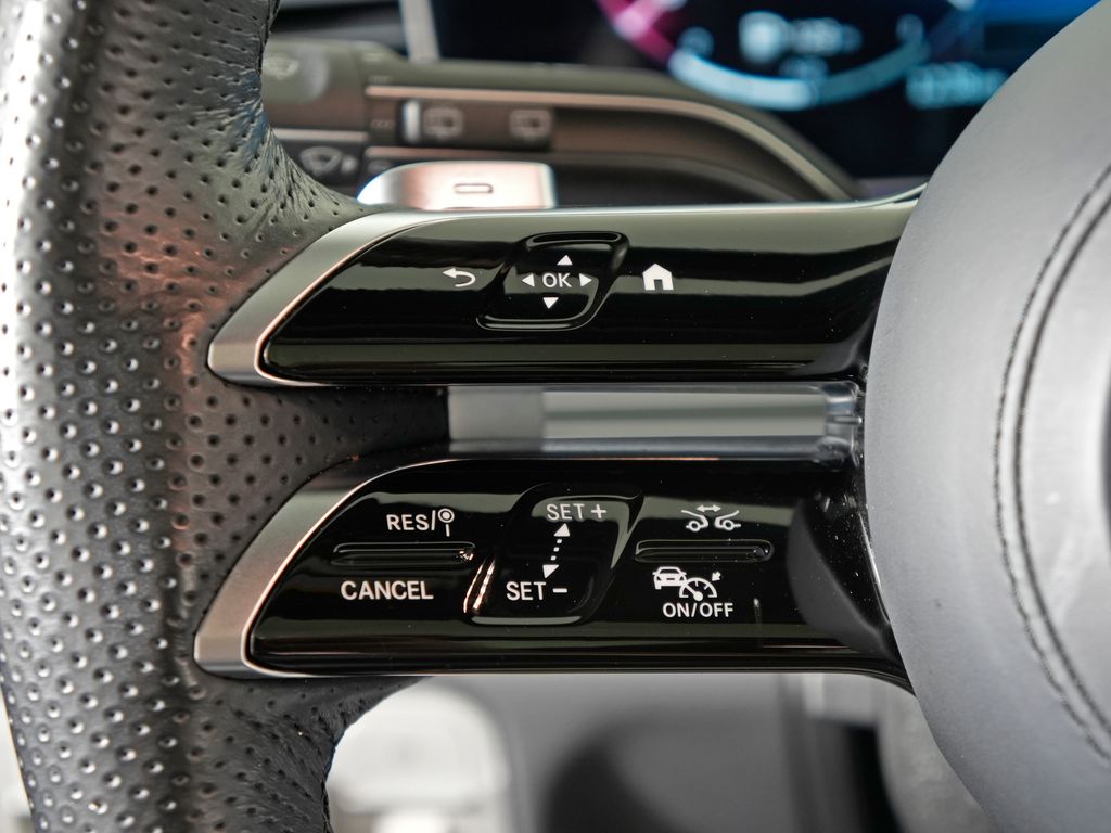 used 2024 Mercedes-Benz GLE car, priced at $54,488