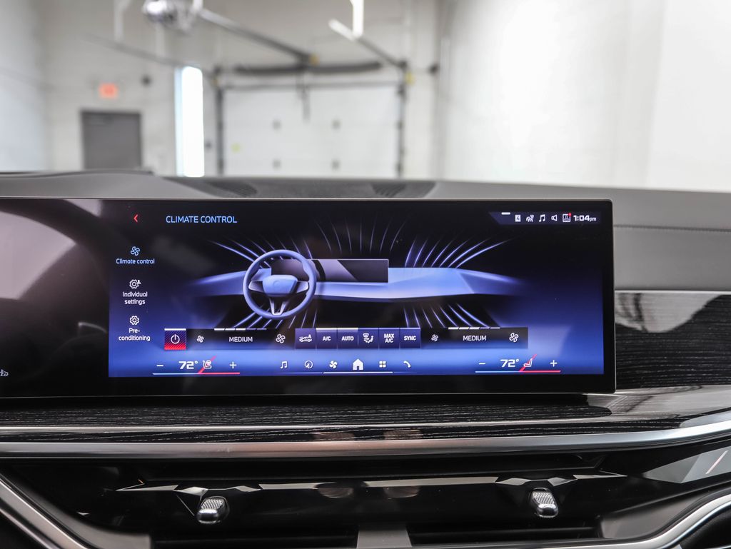 Thumbnail: 2026 BMW X5 - 15