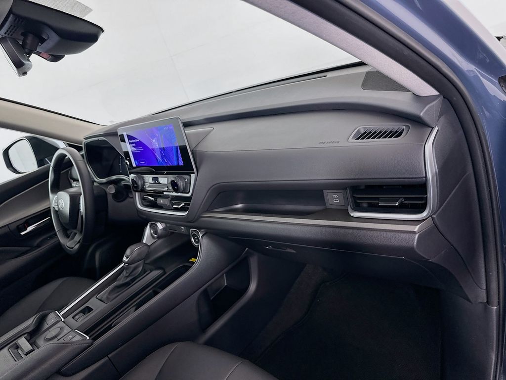 Thumbnail: 2025 Toyota Grand Highlander - 29