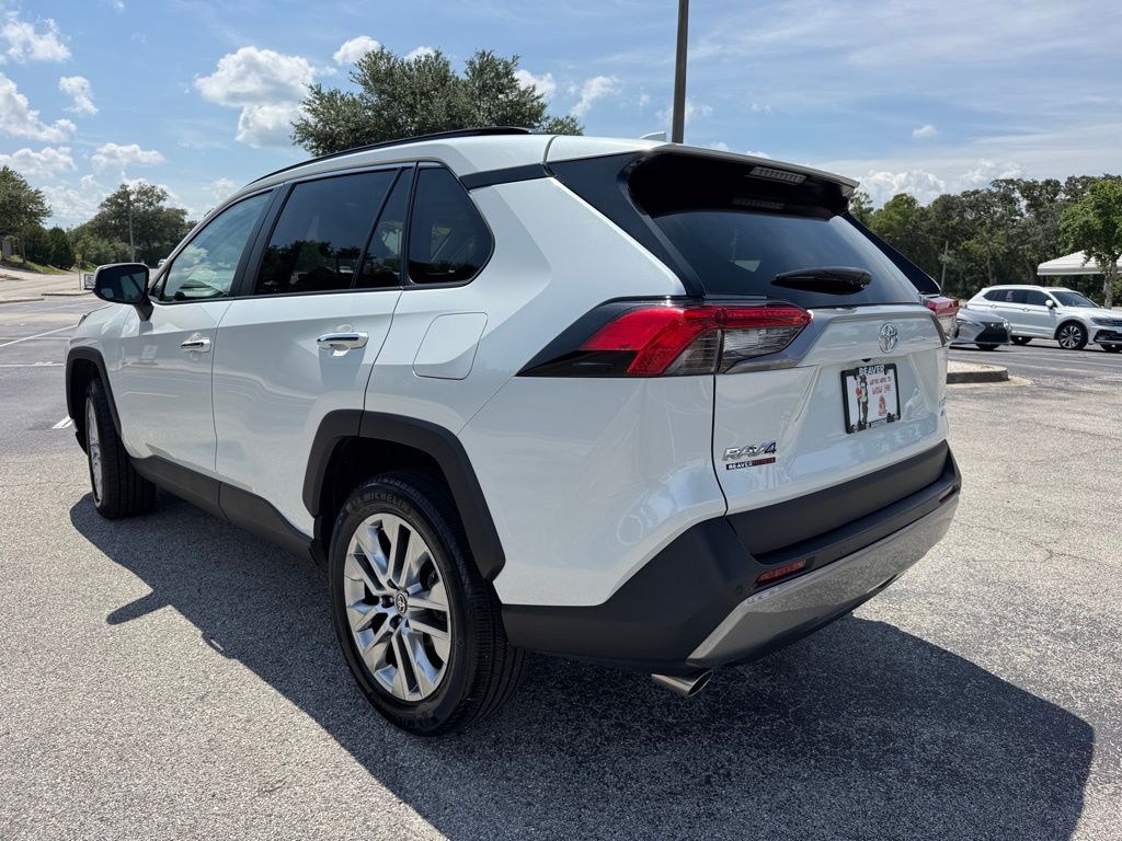 2024 Toyota RAV4 Limited photo 3