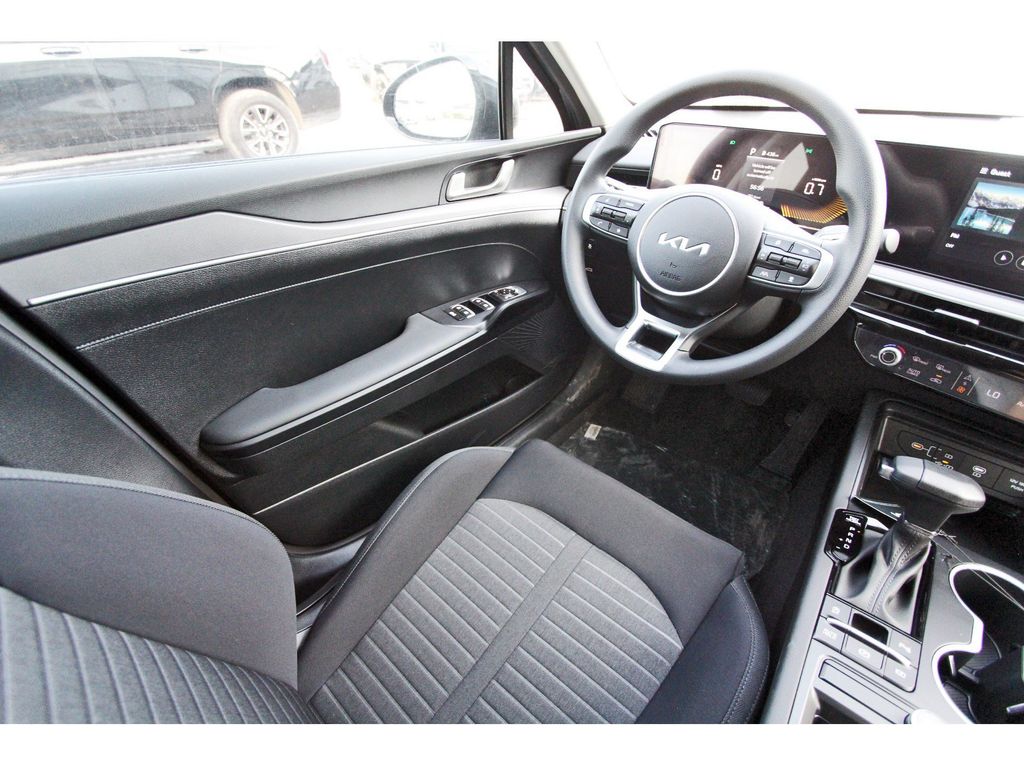 New 2026 Kia K5 Sedan