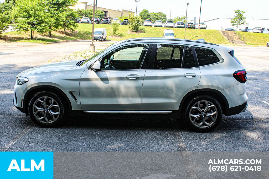 Used 2024 White BMW xDrive30i image 6