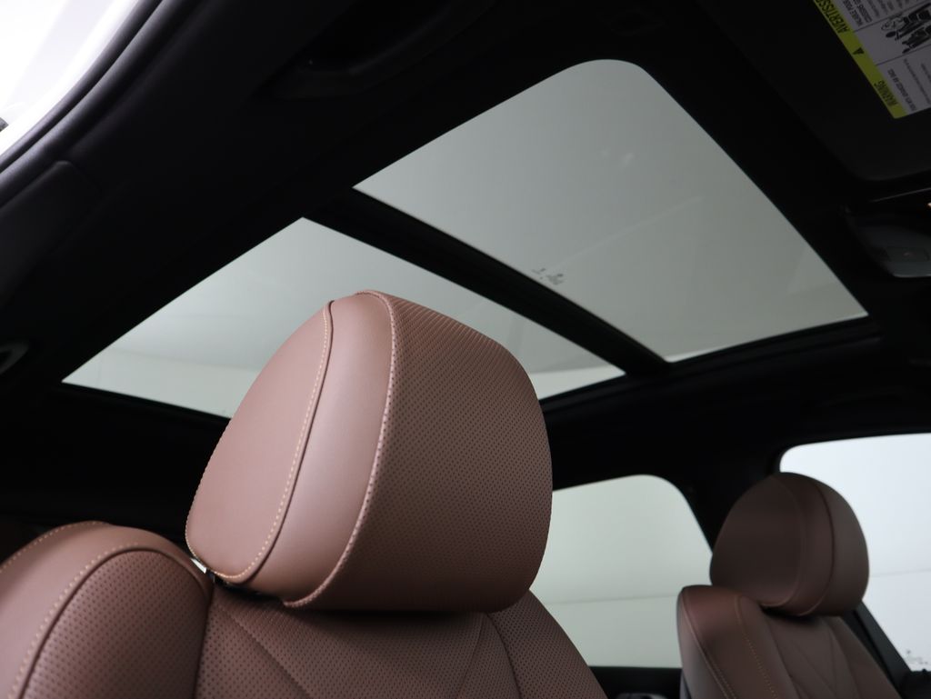 Thumbnail: 2024 BMW X5 - 19