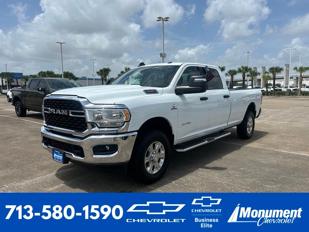Bright White Clearcoat 2024 RAM 3500 Pickup Truck Four-Wheel Drive 6-Speed Automatic
