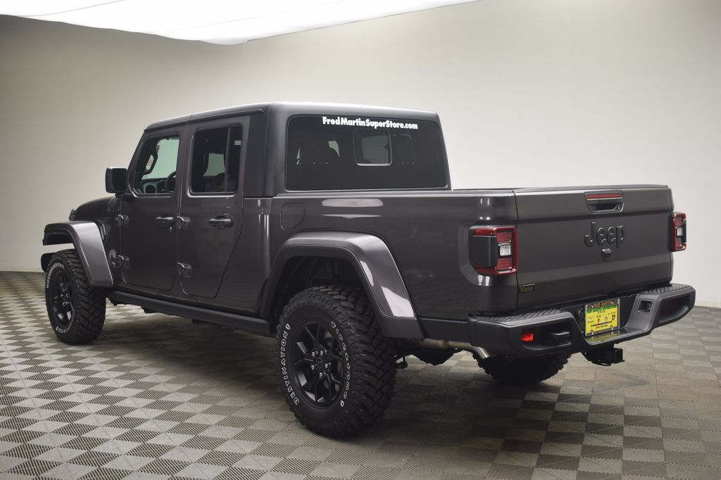 new 2026 Jeep Gladiator car, priced at $47,570