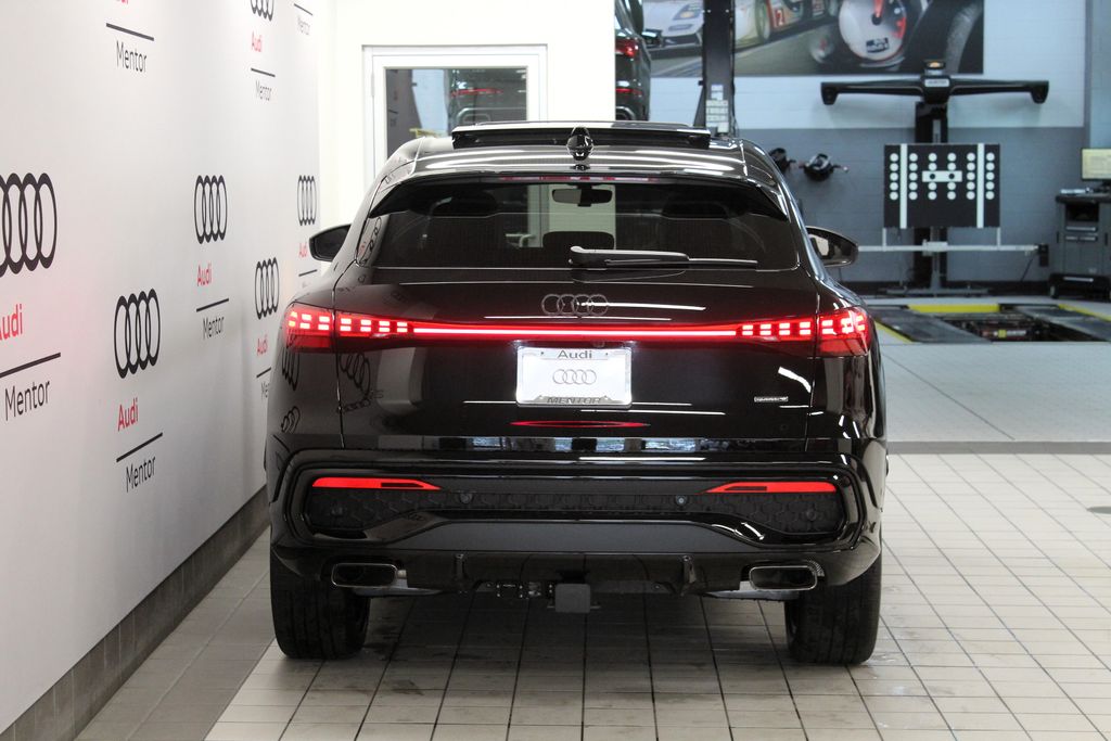 Thumbnail: 2026 Audi Q5 - 5