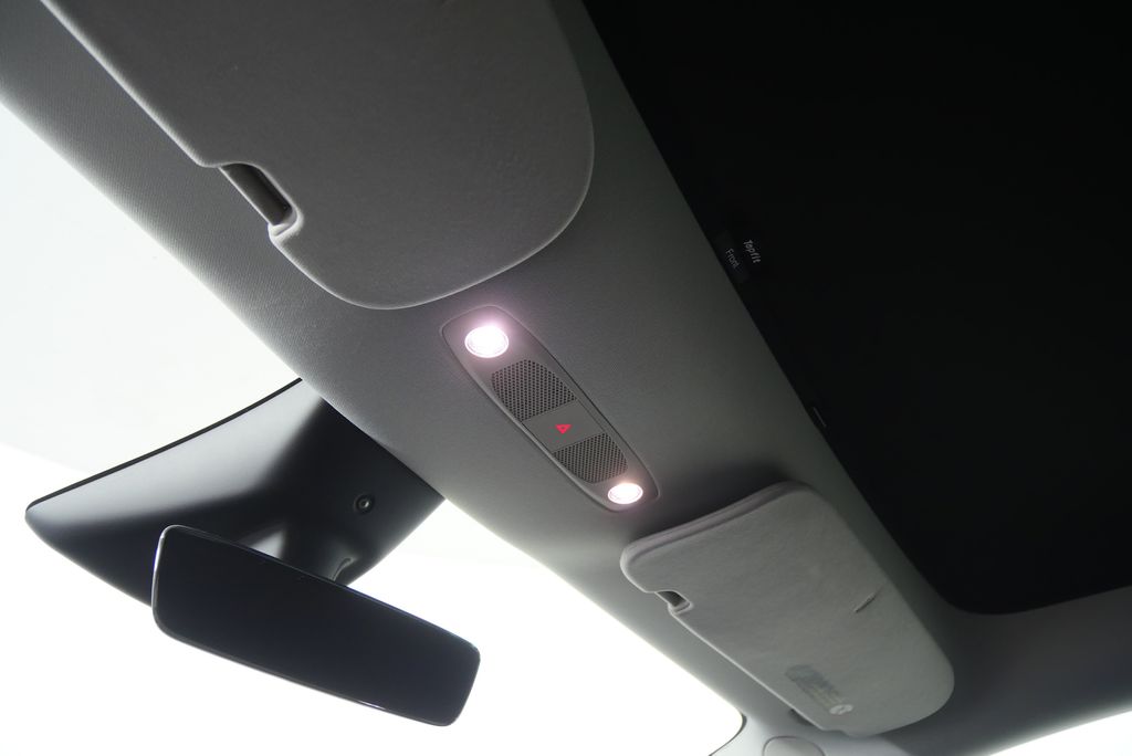 Thumbnail: 2023 Tesla Model Y - 21