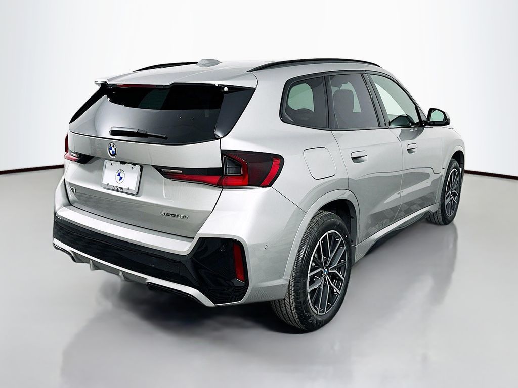 2025 BMW X1 xDrive28i 5