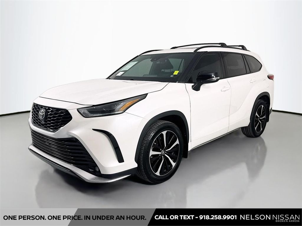 2021 Toyota Highlander XSE FWD