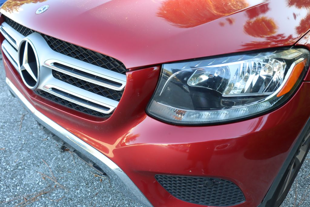 Thumbnail: 2018 Mercedes-Benz GLC - 3