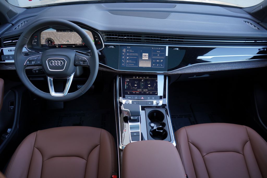 2025 Audi Q7  11