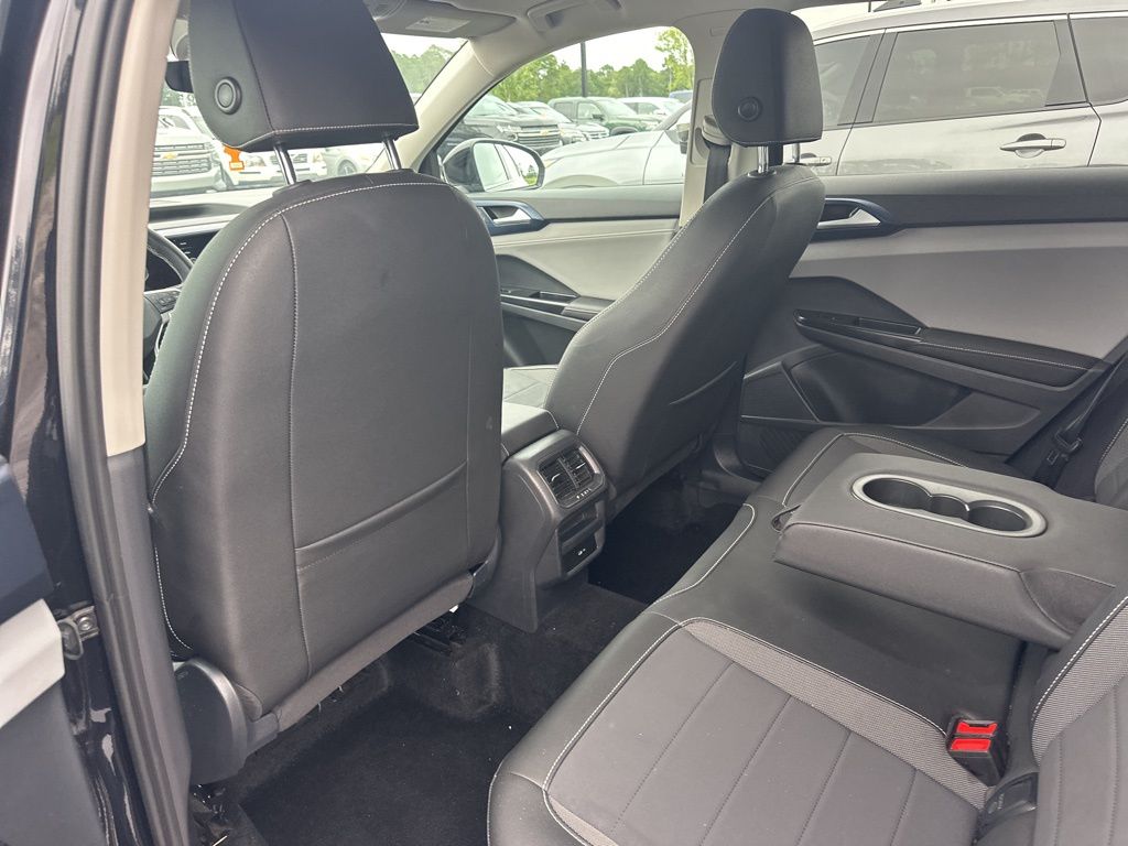 2024 Volkswagen Taos 1.5T SE FWD SUV