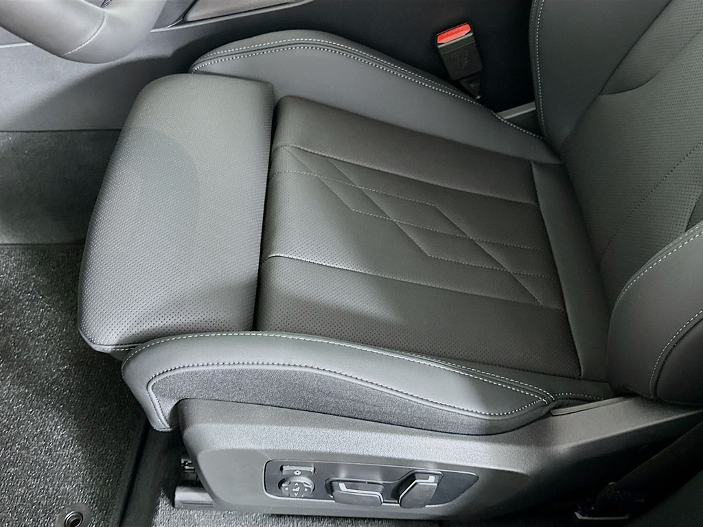 Thumbnail: 2026 BMW X3 - 21