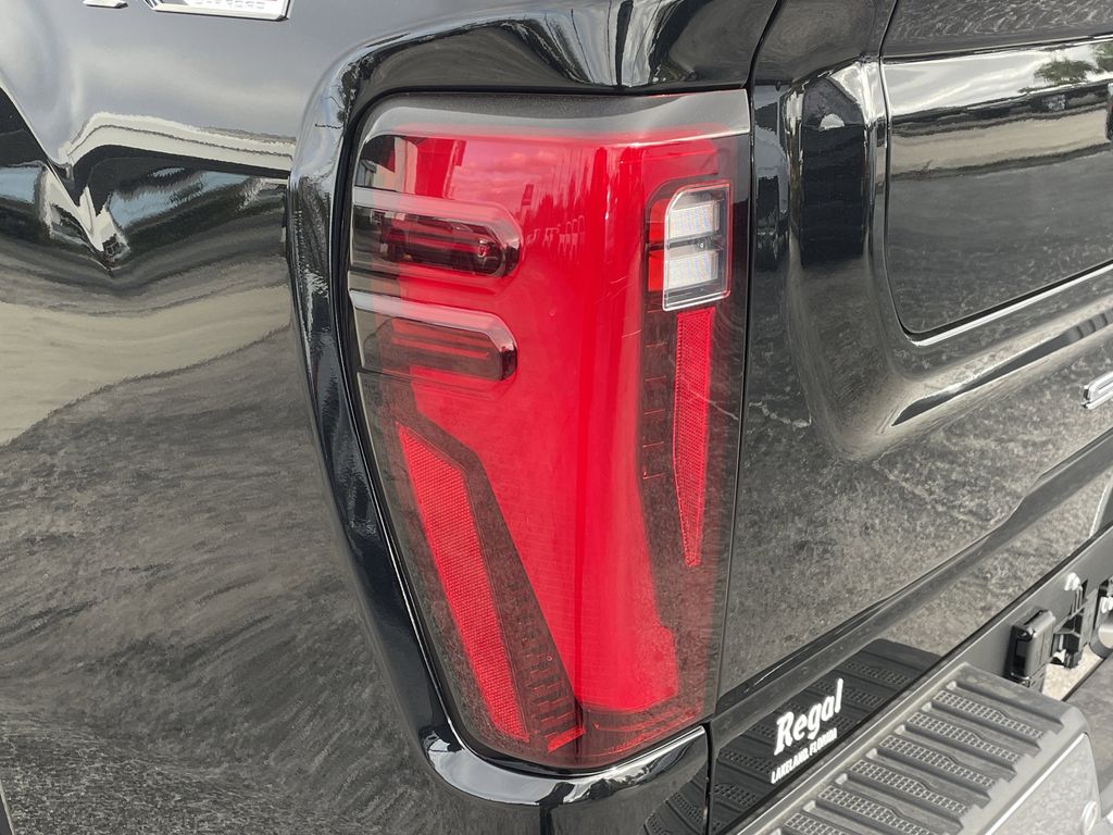 new 2025 GMC Sierra 2500HD car, priced at $67,420