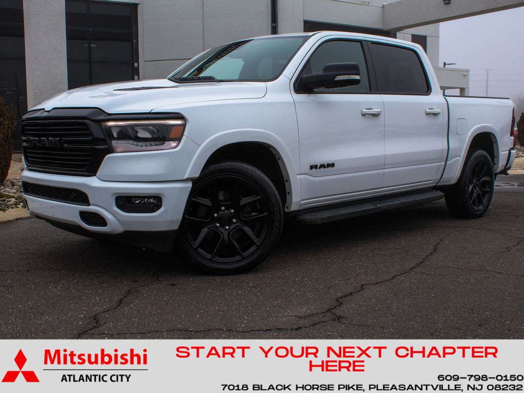 2022 RAM 1500 Laramie Crew Cab 4WD