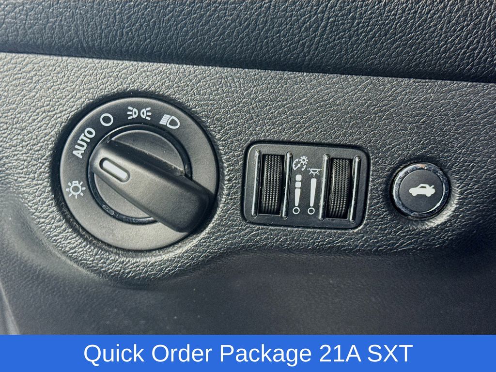 Used Car 2017 Dodge Challenger  Sxt For Sale Under $20,000 In Austin, Texas