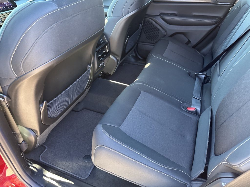 New Car 2025 Jeep Grand Cherokee  Laredo X For Sale Under $40,000 In Austin, Texas