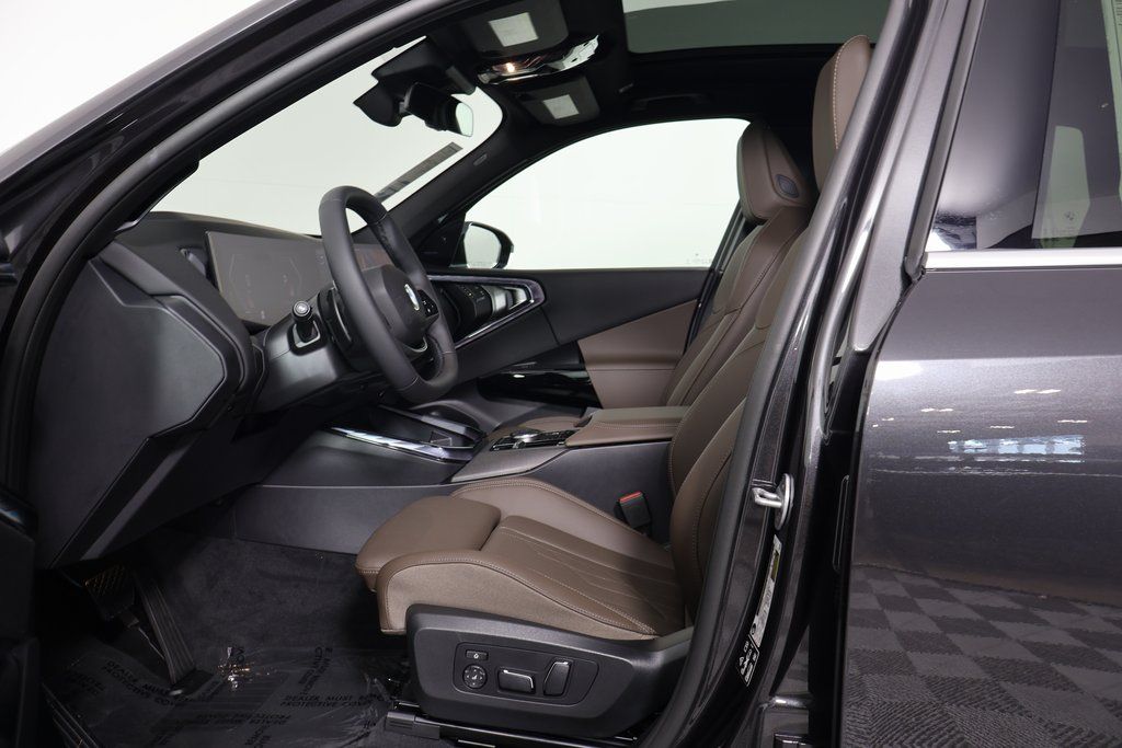Thumbnail: 2026 BMW X3 - 5