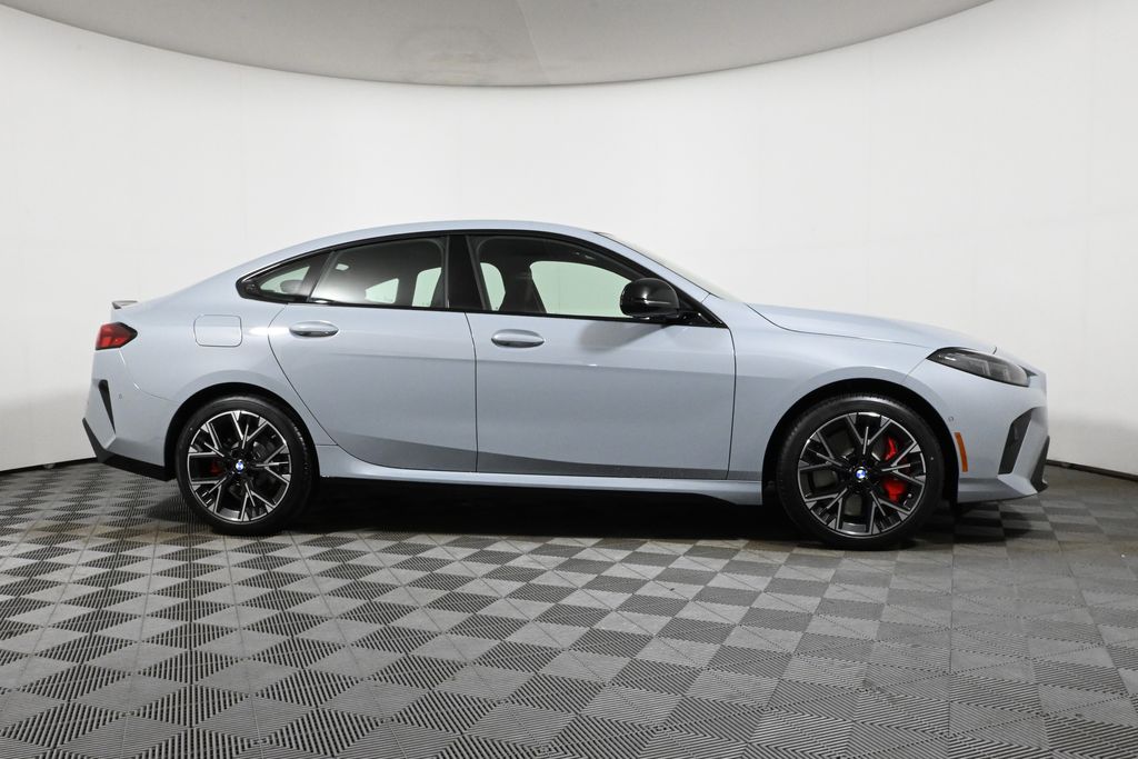 Thumbnail: 2026 BMW 2 Series - 8