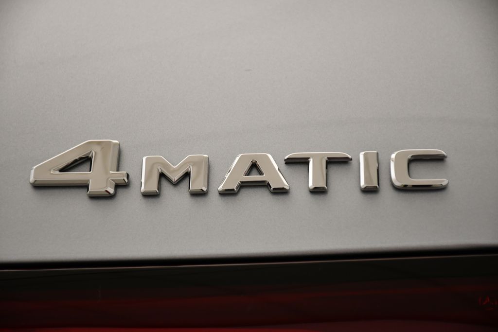 Thumbnail: 2026 Mercedes-Benz GLC - 10