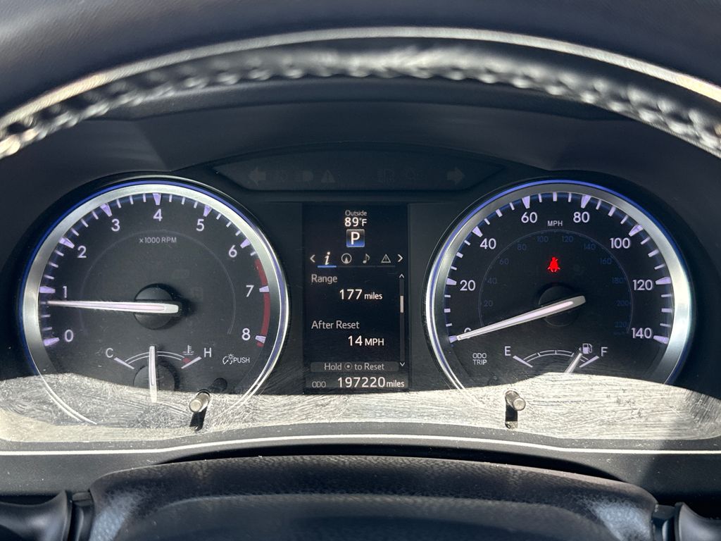 Used 2015 Black Toyota XLE V6 image 16