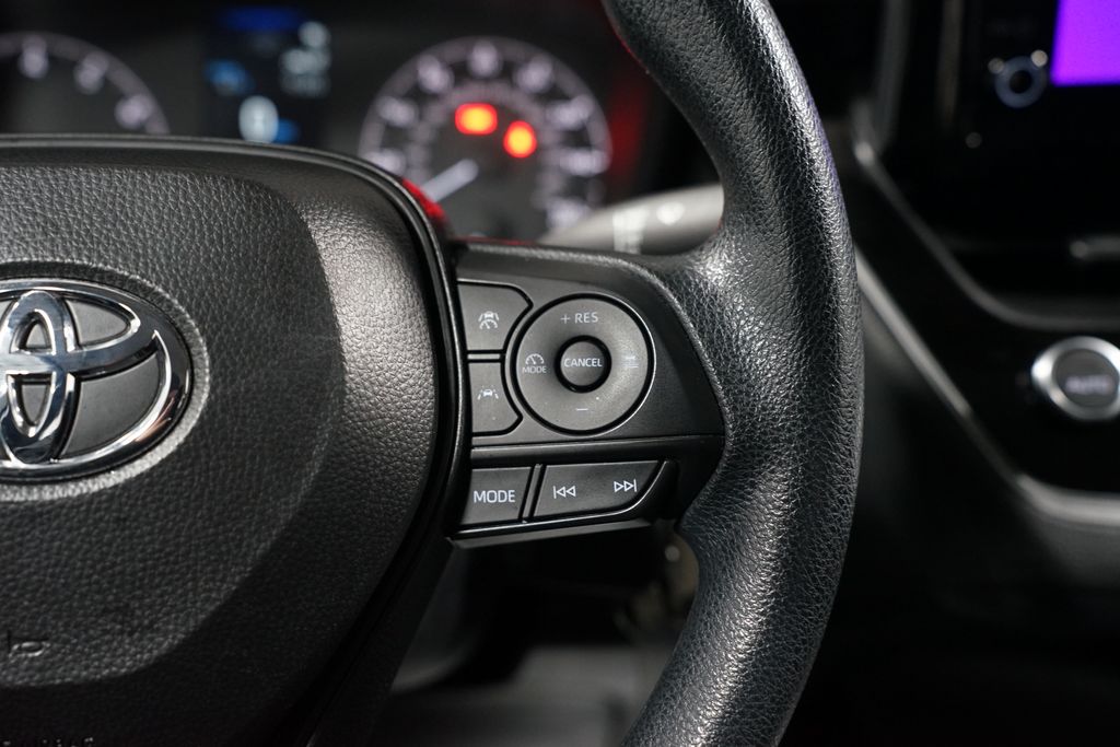 Thumbnail: 2025 Toyota Corolla - 13