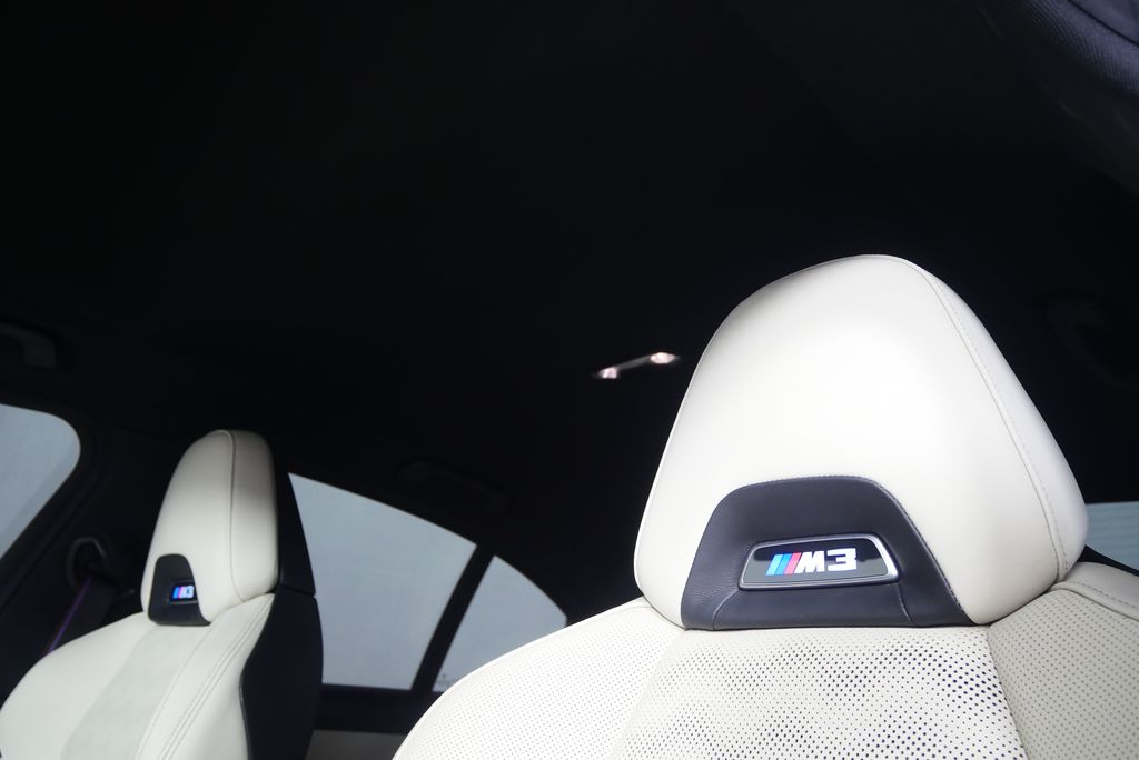 Thumbnail: 2022 BMW M3 - 12