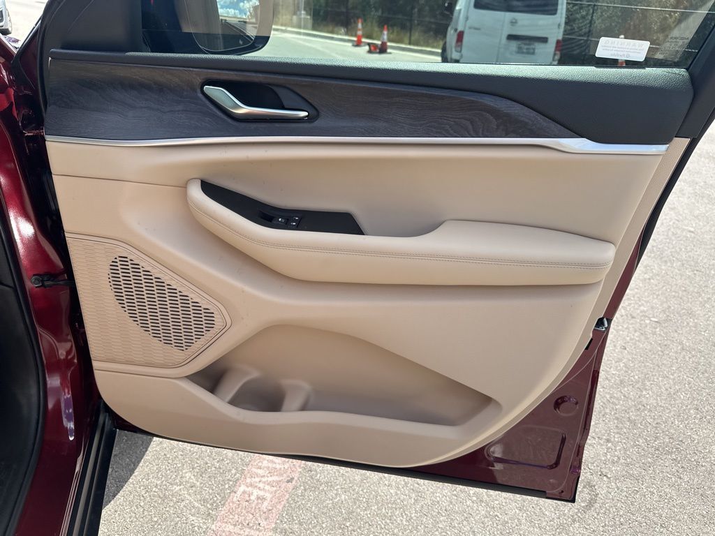 New Car 2025 Jeep Grand Cherokee L  Limited For Sale Under $50,000 In Austin, Texas