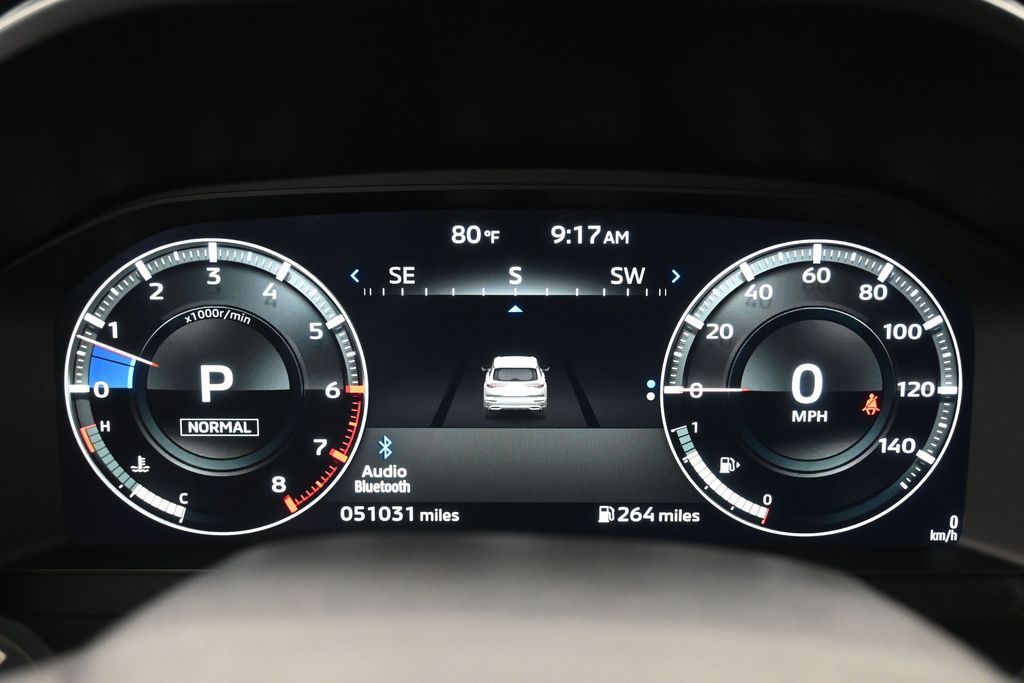 Used 2024 White Mitsubishi SEL image 26