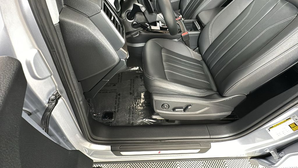 2022 Audi Q5 e Premium 32