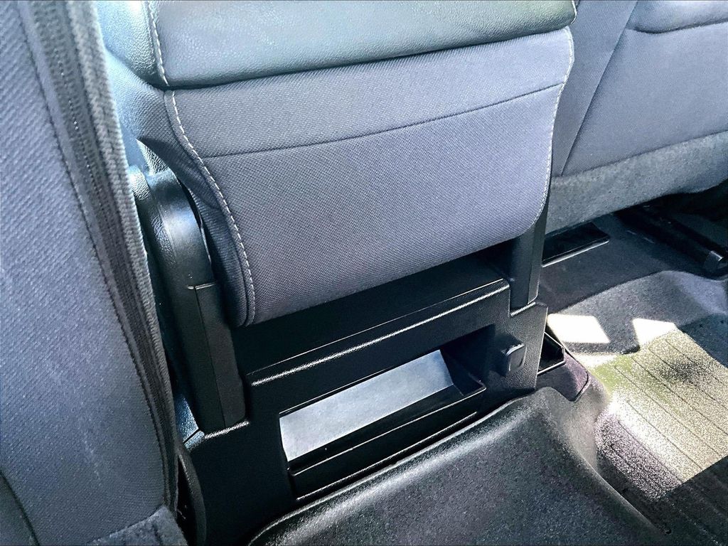 2019 Chevrolet Silverado 1500 LD — photo 27