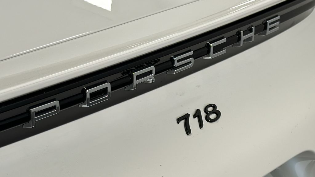 Thumbnail: 2025 Porsche 718 Cayman - 12