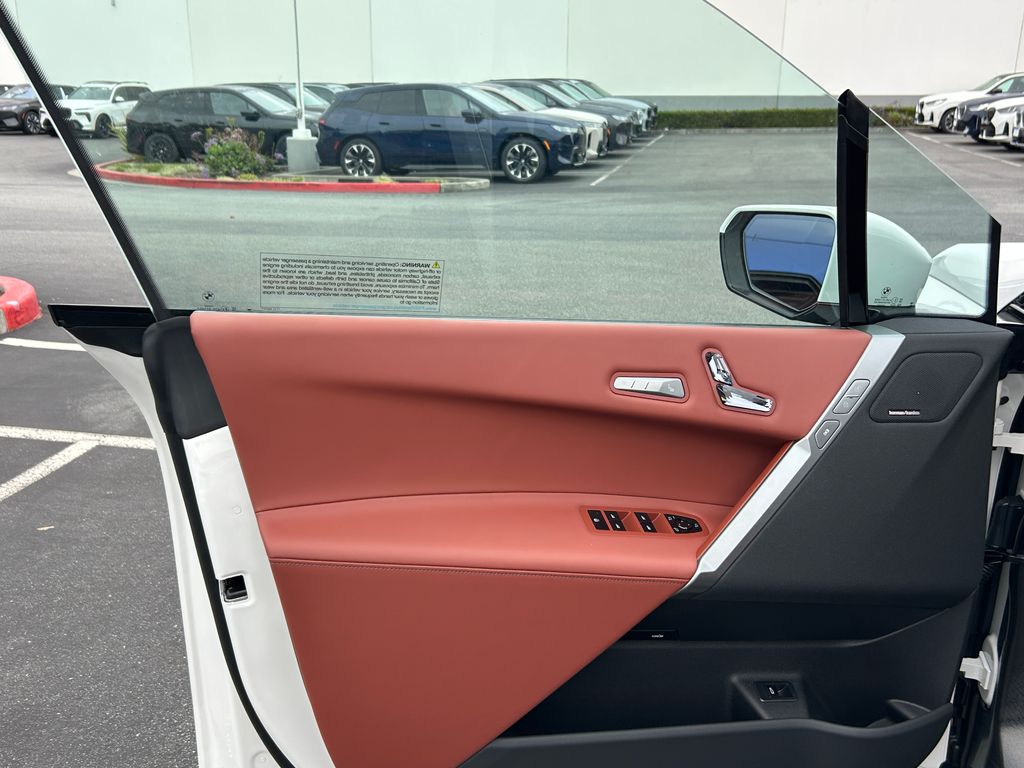 Thumbnail: 2026 BMW iX - 11