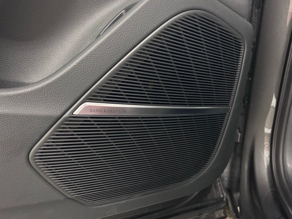 used 2025 Audi Q7 car, priced at $53,949