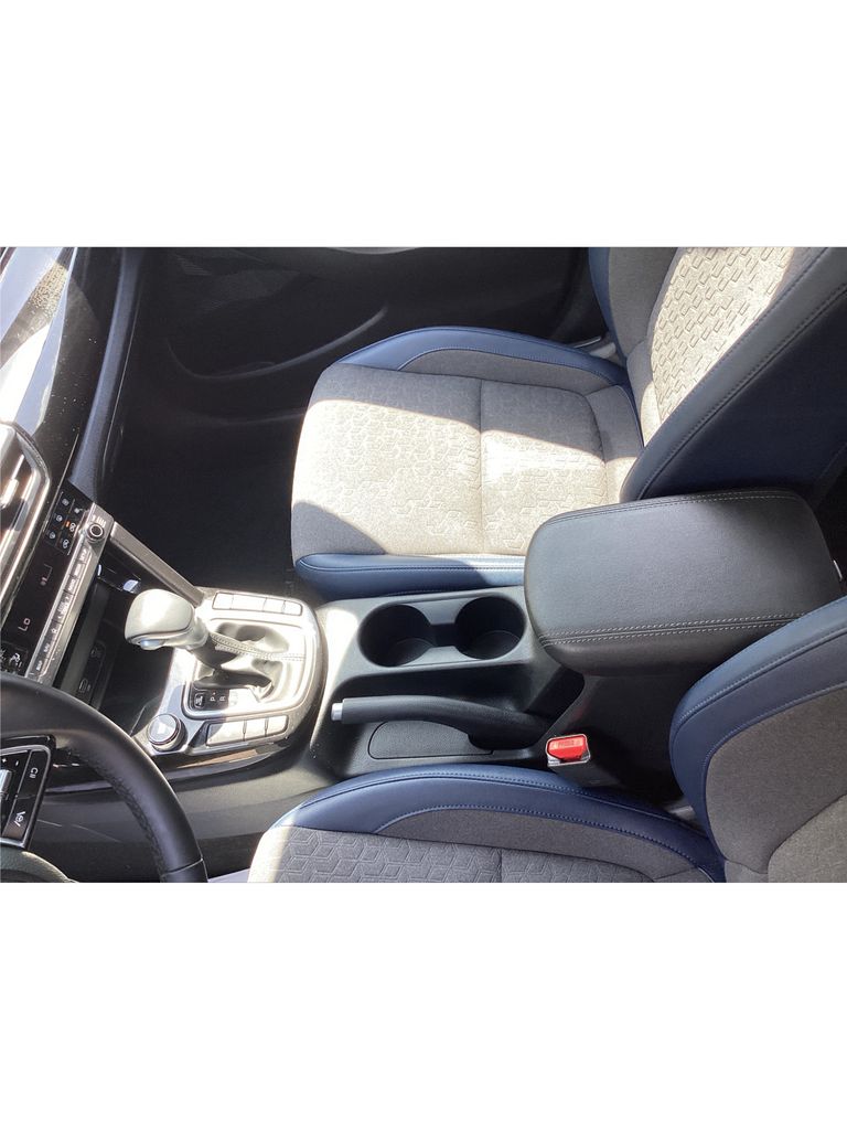 Used 2025 Kia Seltos SUV