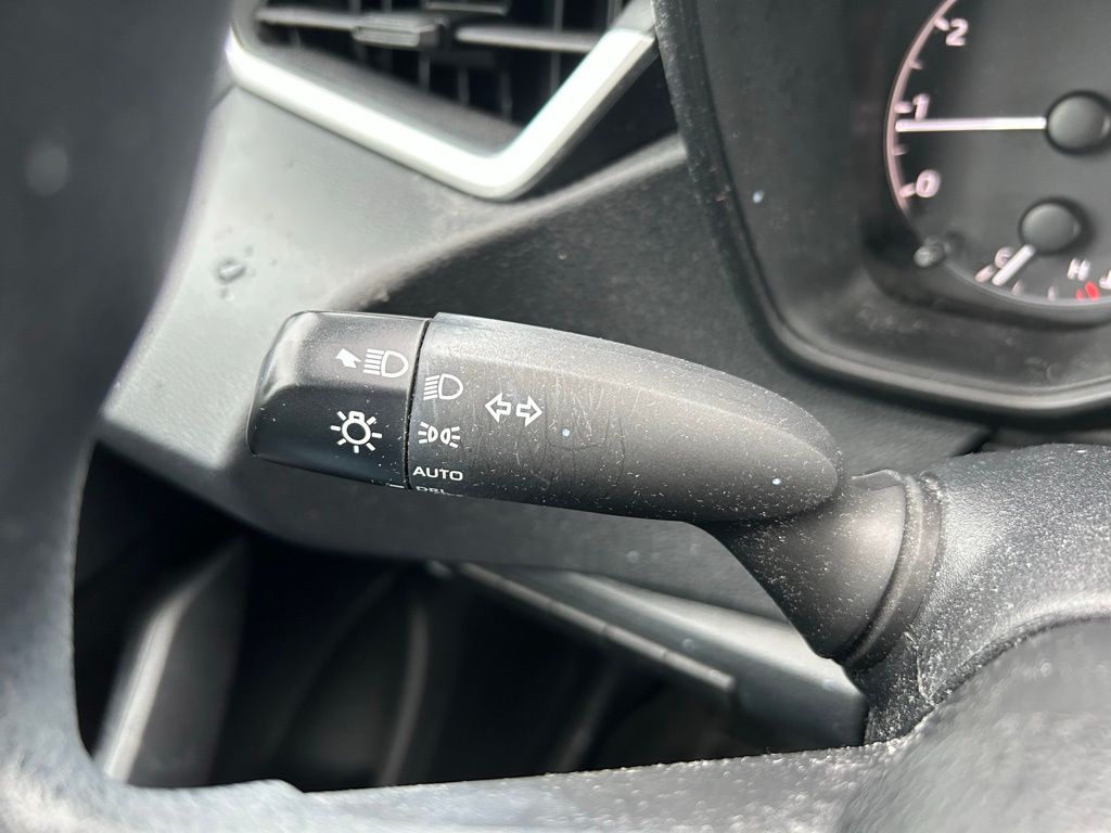 2023 Toyota Corolla LE 21