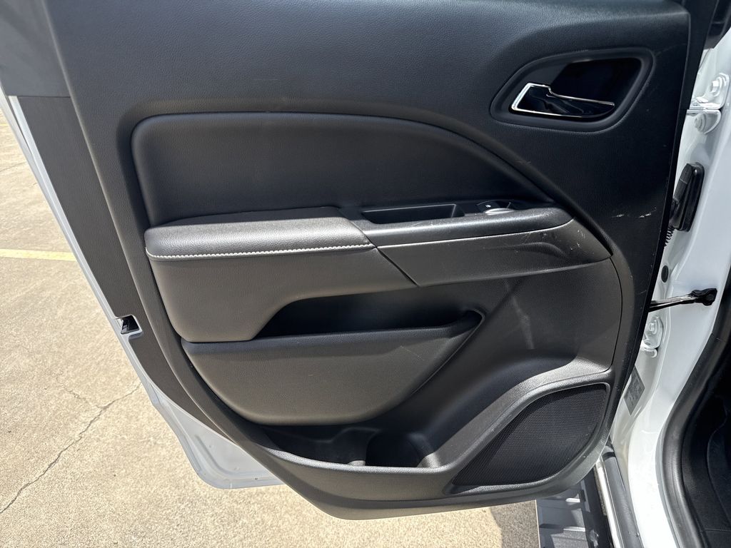 2019 GMC Canyon Denali White at AutoSavvy Houston Southwest