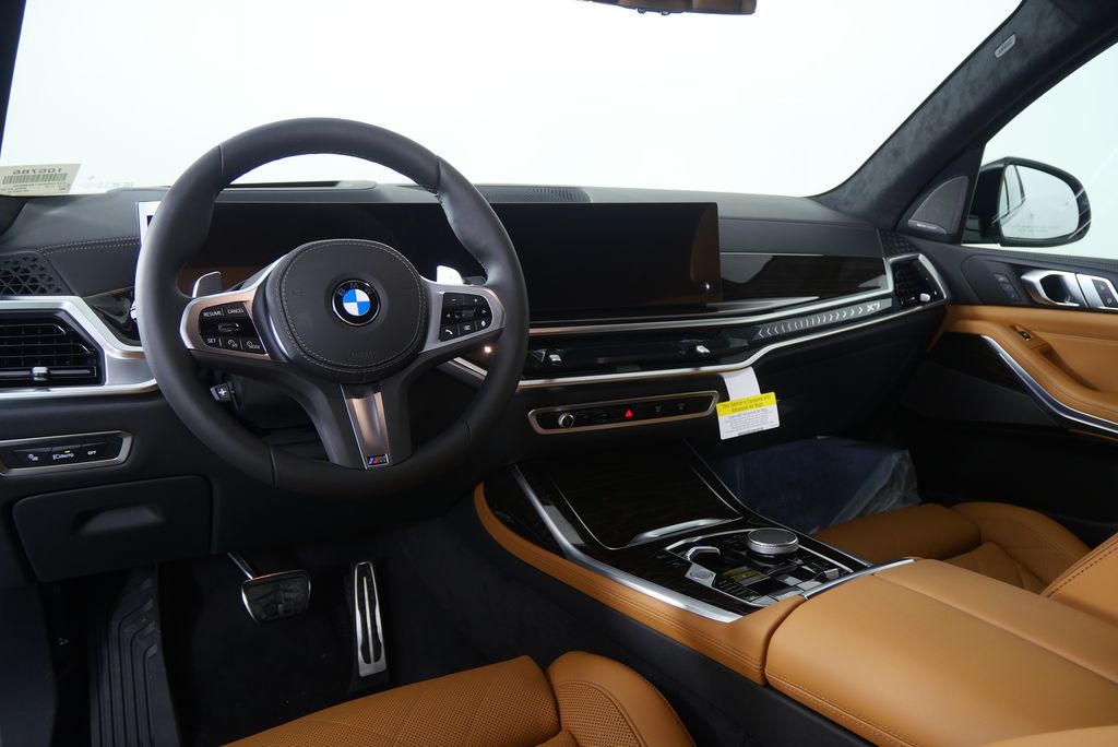 Thumbnail: 2026 BMW X7 - 20